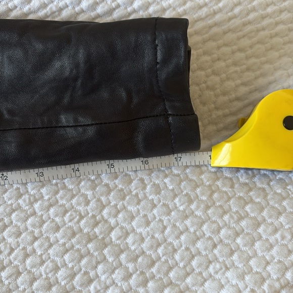 DKNY leather jacket - Picture 8 of 8